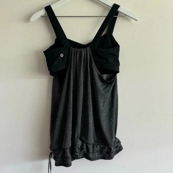 Lululemon Run Back On Track black & gray tank top size 6 - Picture 4 of 6